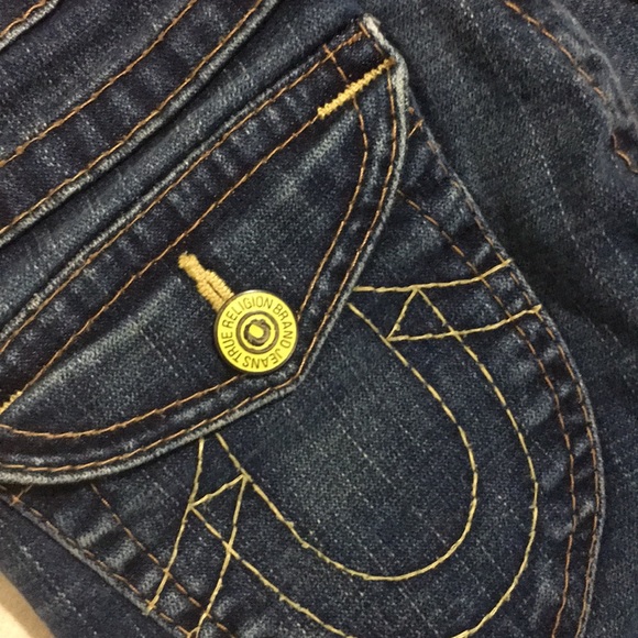 True Religion • Yellow Button 🤩Limited edition - Picture 2 of 8